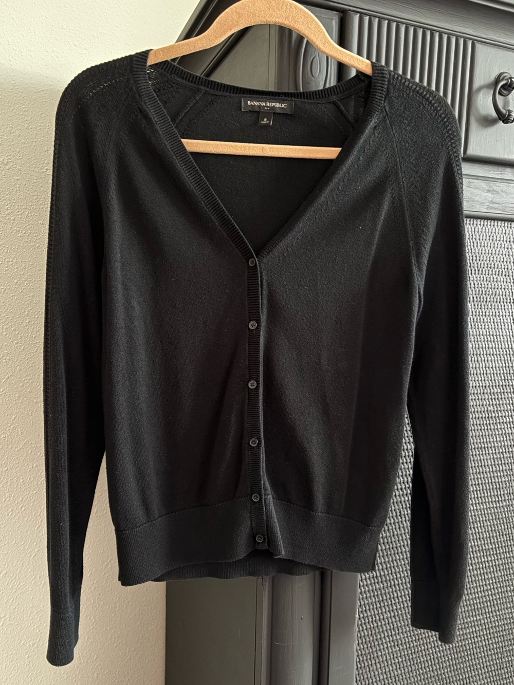 Banana Republic Black V-Neck Button-Front Cardigan